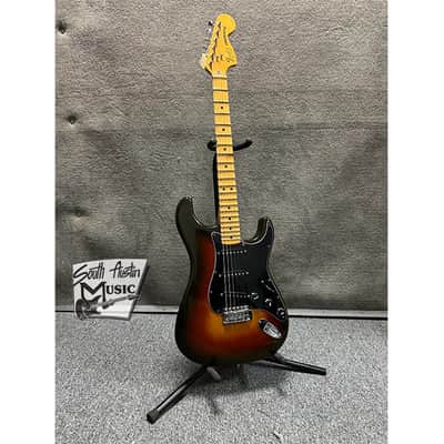 Fender Stratocaster with Scalloped Maple Fretboard 1978 - 1981 - Sunburst image 1
