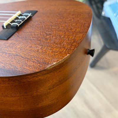 Makala Classic MK-B Baritone Ukulele - Laurel Fingerboard, Natural, Used image 9
