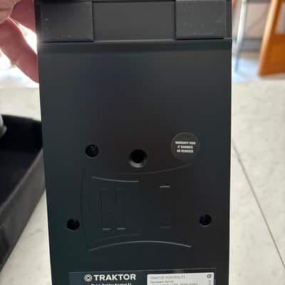 Native Instruments Traktor Kontrol F1 2010s - Black image 7