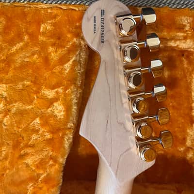 Fender 50th Anniversary American Deluxe Stratocaster 2004 - Sunburst image 5
