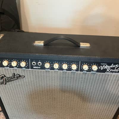 Fender "Custom" Vibrolux Reverb 40-Watt 2x10" Guitar Combo 1996 - 2013 - Black image 5