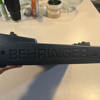 Immagine Behringer BCF200 - 7