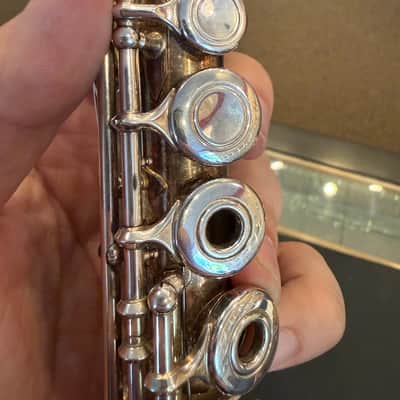 Yamaha YFL-461 Intermediate Open Hole Flute w/Offset G and B-Foot Early 90s - Silver image 9