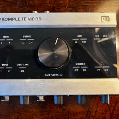 Native Instruments Komplete Audio 6 USB Audio Interface 2010s - Black/Silver image 1