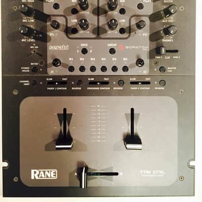 Rane TTM-57SL DJ mixer w/ flight case, Scratch Live control records + bonus Serato DJ keyboard cover image 3