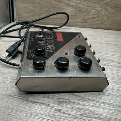 Electro-Harmonix Deluxe Memory Man Reissue 1996 - 2007 - Silver image 3