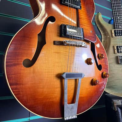 Heritage H575 Autumn Sunburst 1995 Archtop Hollow Body Jazz Guitar image 3