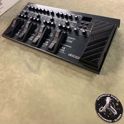 Boss ME-80 Multi-effects Pedal image 6