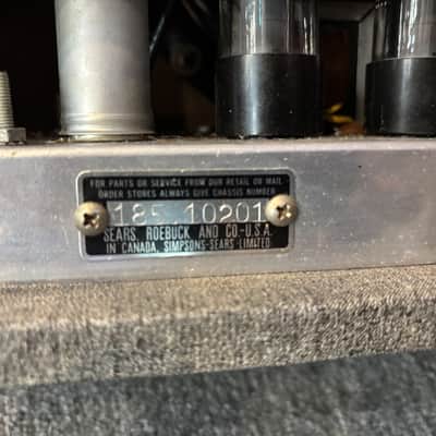 1960's Silvertone Model 1432 10 Watt 1x12 Combo image 6