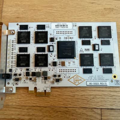 Universal Audio UAD-2 OCTO Core PCIe DSP Accelerator Card 2012 - Present - White image 1