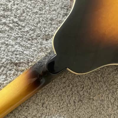 Washburn 8 String Mandolin in Tobacco Burst, Spruce Top Mahogany Body and Neck, Rosewood Fingerboard image 14