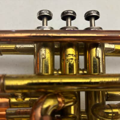 Getzen Super Deluxe Tone-Balanced Trumpet image 12