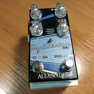 Alexander Pedals Equilibrium DLX Tremolo Harmonic Vibrato stereo tap control image 5