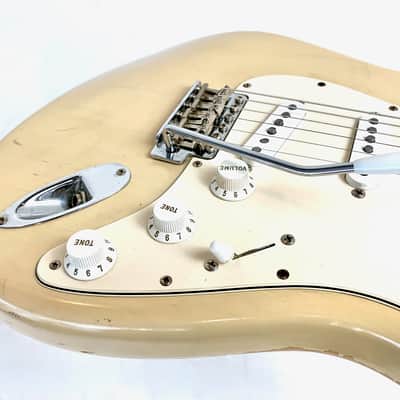 Fender Stratocaster Highway One 2002 Honey Blonde image 11