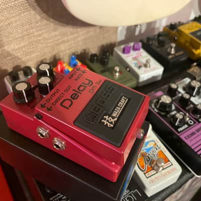 Boss DM-2W Waza Craft Delay Pedal MINT in box image 8