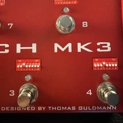 Carl Martin Octa-Switch III 2010s - Red image 5