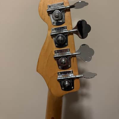 1995 Fender Standard Jazz Bass image 9