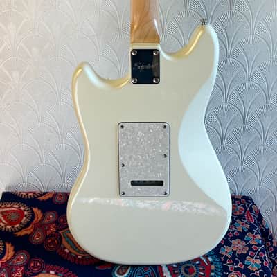 Squier Paranormal Cyclone, Pearl White Upgraded 18:1 Kluson Tuners, Pure Tone Jack & gig bag image 9