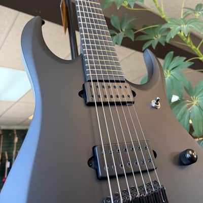 Ibanez RGDRB71-BKF Iron Label 2025 - Present - Black Flat image 7