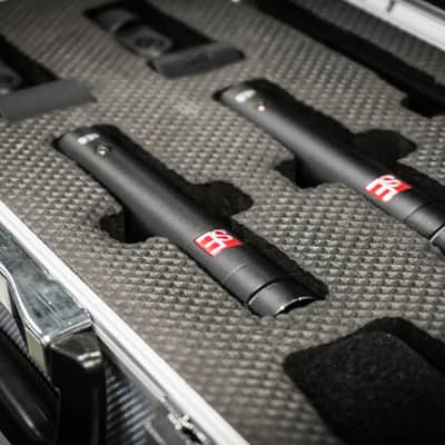 sE Electronics sE8 Small Diaphragm Cardioid Condenser Microphones - Matched Stereo Pair With Hard Case, Mic Clips, Stereo Bar, and Windscreens **TWO FREE 20FT MIC CABLES and FREE SHIPPING!** image 7