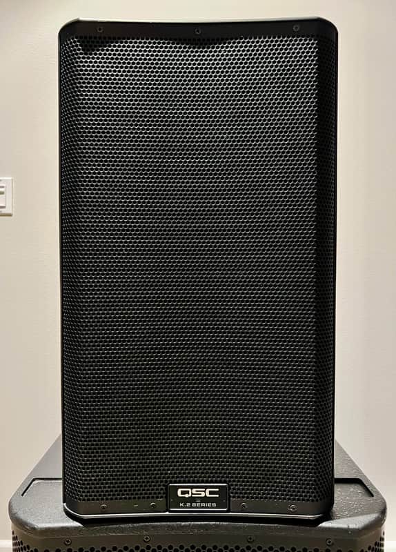 QSC K12.2 2-Way 2000-Watt 12" Active Loudspeaker w/ Tote Bag
