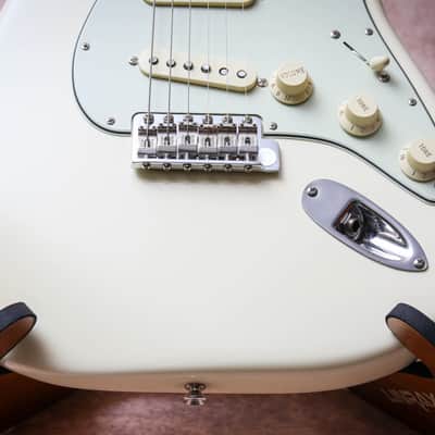 FENDER USA American Vintage II '61 Stratocaster "Olympic White + Rosewood" (2024) image 6