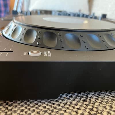 AlphaTheta DDJ-GRV6 image 9