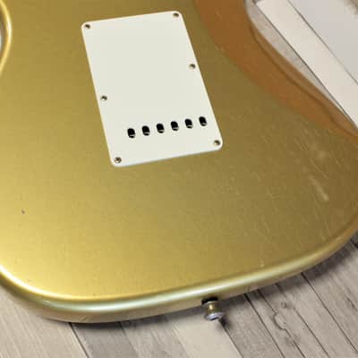 Fender Custom Shop Postmodern Stratocaster Journeyman Relic - Aztec Gold image 12