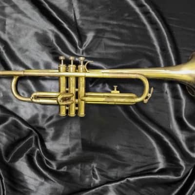 B.Mariener  - Vintage Trumpet - Lacquered image 2