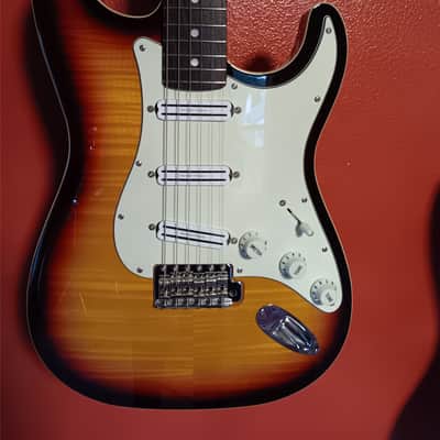 Fender Limited Edition Made in Japan Aerodyne Classic Stratocaster with Flame Maple Top 2019 - 3-Color Sunburst image 3