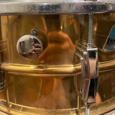 Ludwig No. 552 Bronze 6.5x14" 10-Lug Snare Drum with Rounded Blue/Olive Badge 1981 - 1984 - Clear-Lacquered Bronze image 3