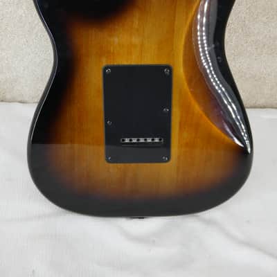 Squier Stratocaster - Tobaccoburst image 8