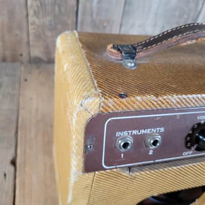 Fender Tweed Champ 5D1 Wide Panel 1956 - Tweed image 12