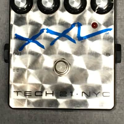 Tech 21 XXL Drive 1990s Diamond Plate | Reverb