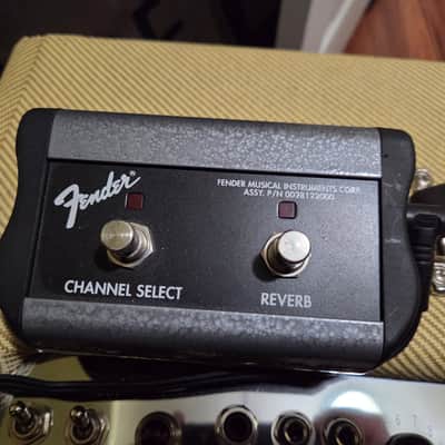 Fender Blues Deluxe Reissue 2-Channel 40-Watt 1x12" Guitar Combo 2005 - Present Tweed image 3
