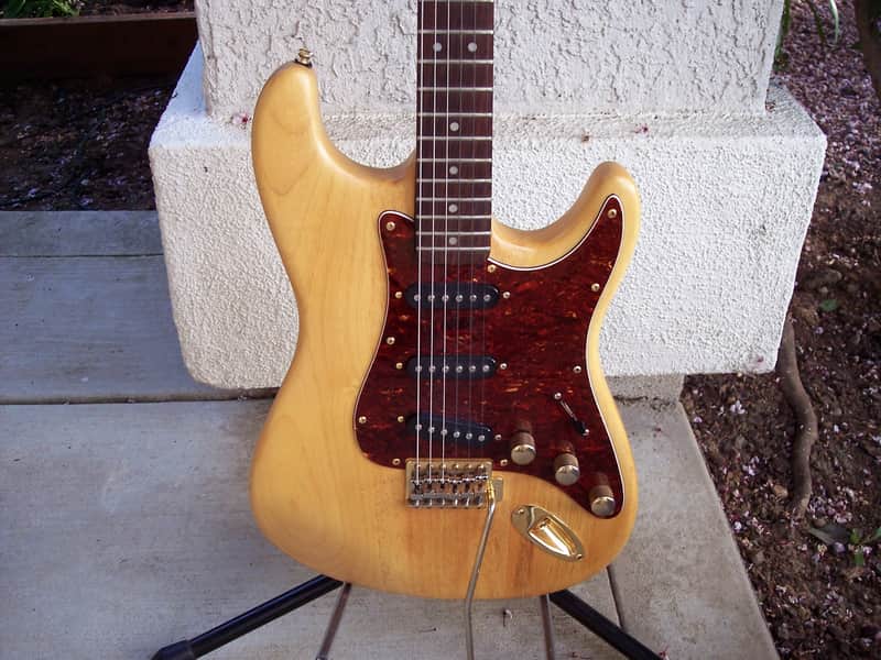 Lotus Stratocaster Style Electric Guitar Japan MIJ L-660 70s-80s Natural Tortoise Pickguard image 1