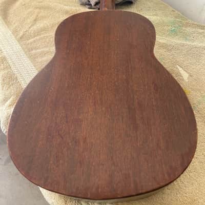 Favilla Baritone Ukulele  1950's image 7