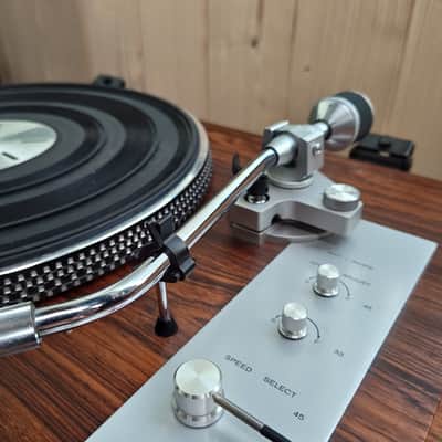Hitachi PS-48 1976-1978 - Zebra / Walnut wood image 9