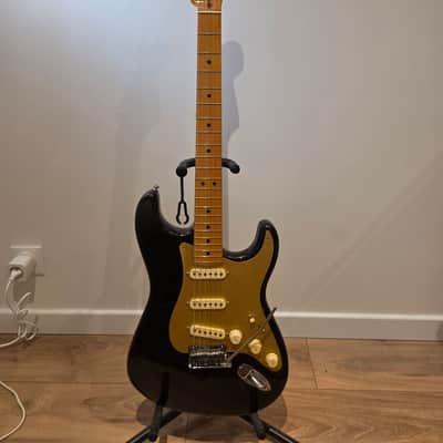 Fender American Ultra Stratocaster with Maple Fretboard 2019 - Present - Texas Tea image 1
