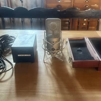 Neumann M 149 Large Diaphragm Multipattern Tube Condenser Microphone 1999 - Present - Nickel image 12
