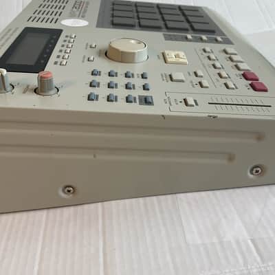 Akai MPC2000 MIDI Production Center 1997 - 2001 - Grey image 12