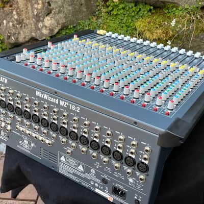 Allen & Heath MixWizard WZ4 16:2 16-Input Stereo Mixer 2014 - Present - Blue image 15