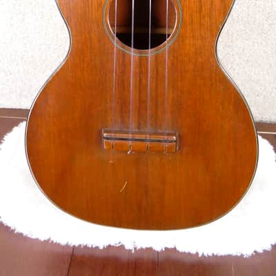 Martin Concert Ukulele 1937 w/Chip board case image 5