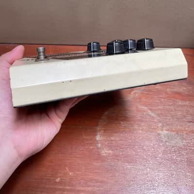 Behringer VM1 Vintage Time Machine Delay / Vibrato image 4