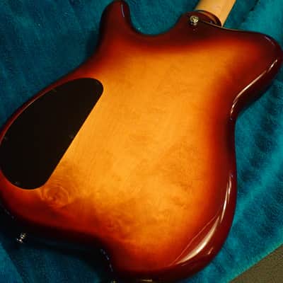 Carvin Holdsworth HF2 2005 -  Sunburst on Flamed Maple image 10