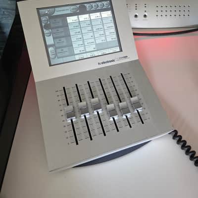 TC Electronic M6000 2014 - MKll Fully Loaded image 5