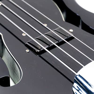 Eastwood MRG Series EUB-1 Fretless Electric Bass with Case – Black image 9