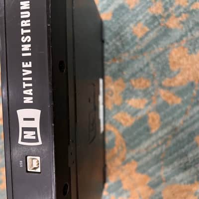 Native Instruments Maschine 2000s - Black image 5