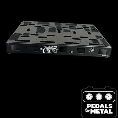Voodoo Lab Dingbat Medium Pedalboard with Case 2010s - Black X16283 image 5