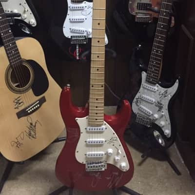 KORN Autographed Hand Signed Guitar, Original 5 members RARE image 2